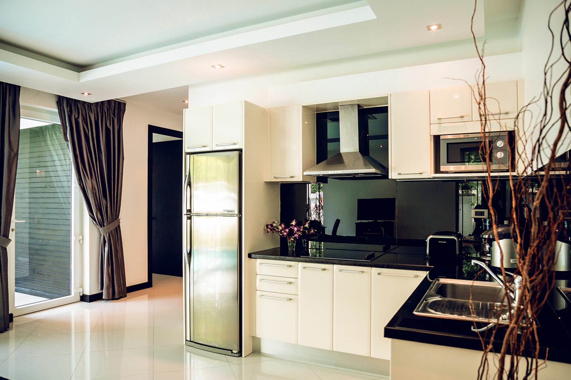 Colibri Pool Villa Pattaya หาดจอมเทียน ภายนอก รูปภาพ